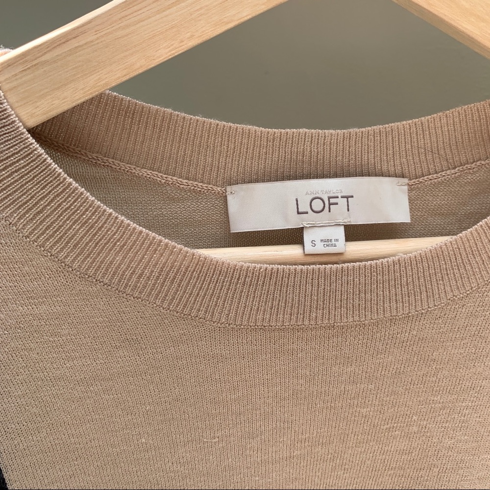 Loft• Black and Tan Crew Neck Sweater - Picture 2 of 4
